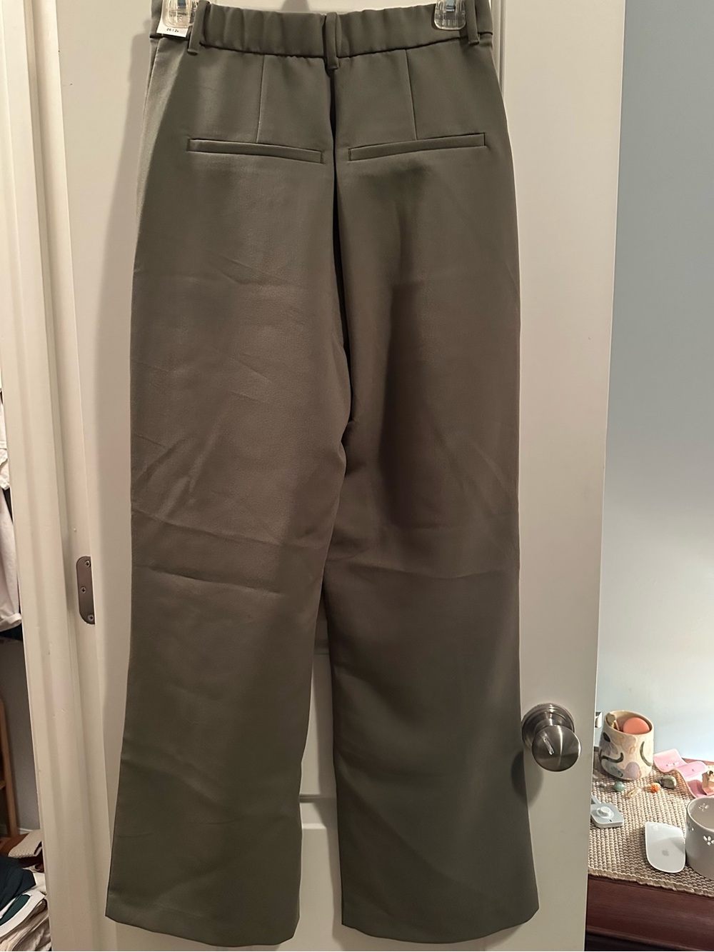 A&F Sloane Tailored Wide Leg Pant CURVE Olive Green - Picture 5 of 5